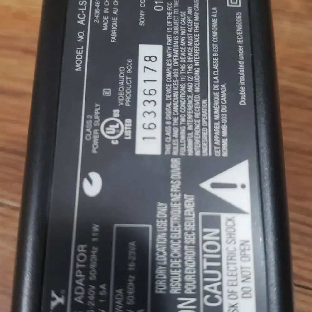 Sony AC-LS1A AC Power Supply Adapter Charger 4.2V 1.5A